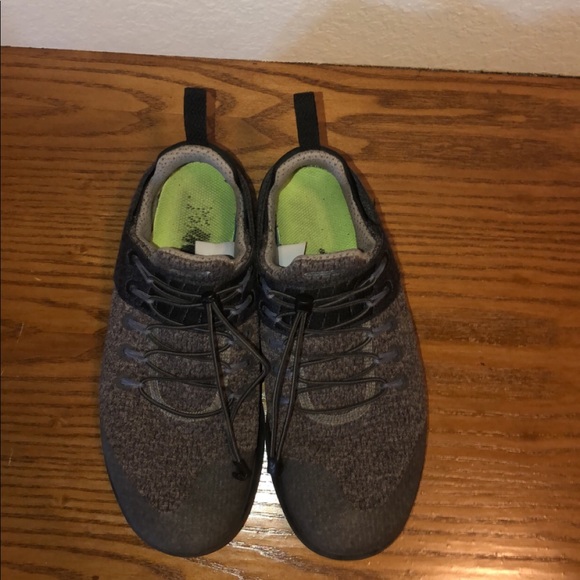 Black Nike Sneakers - Picture 5 of 8